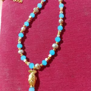 Collar de perlas/cristales, baño de oro"Pez"